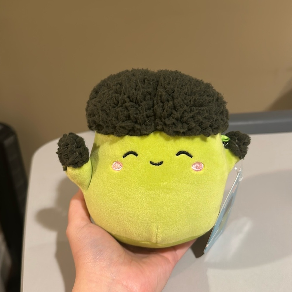 Squishmallow broccoli Nash